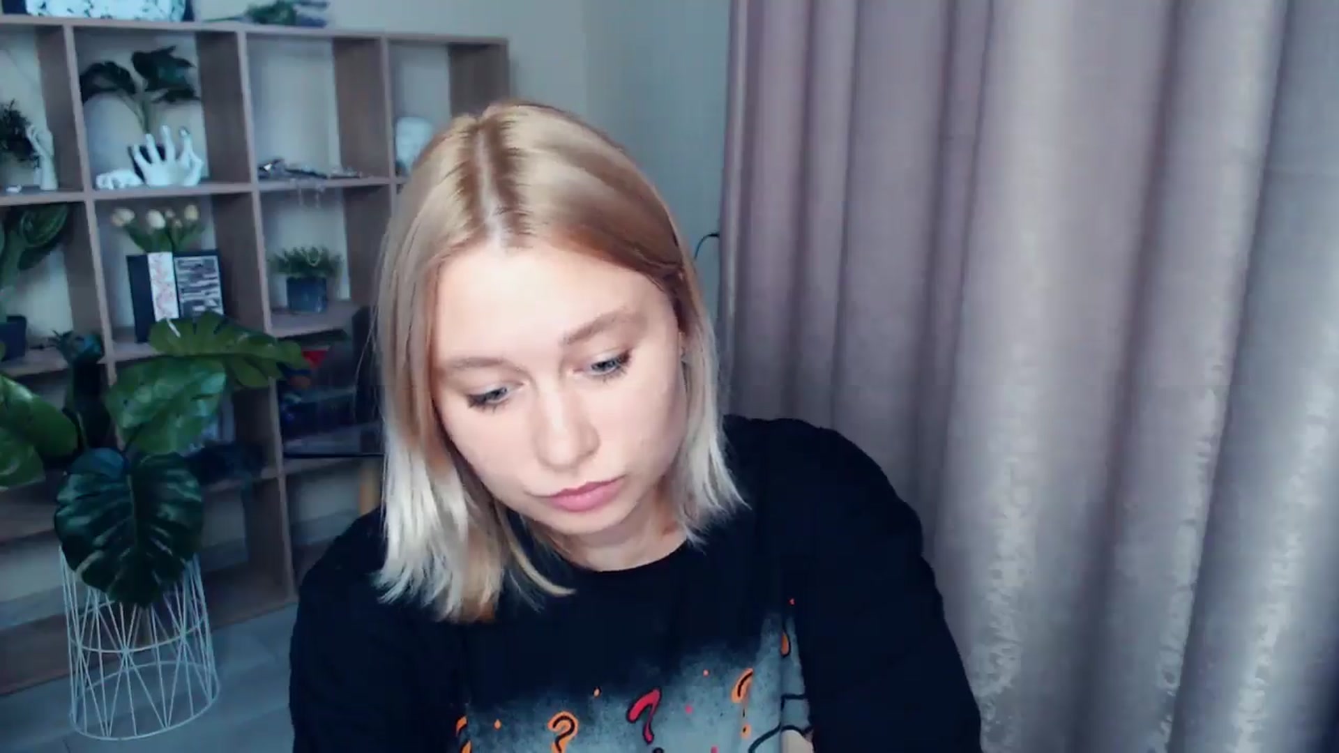 Gallery image thumbnail from Kukla_kolduna's myfreecams stream on, 06/28/2025, 17:54 image 15 of 20
