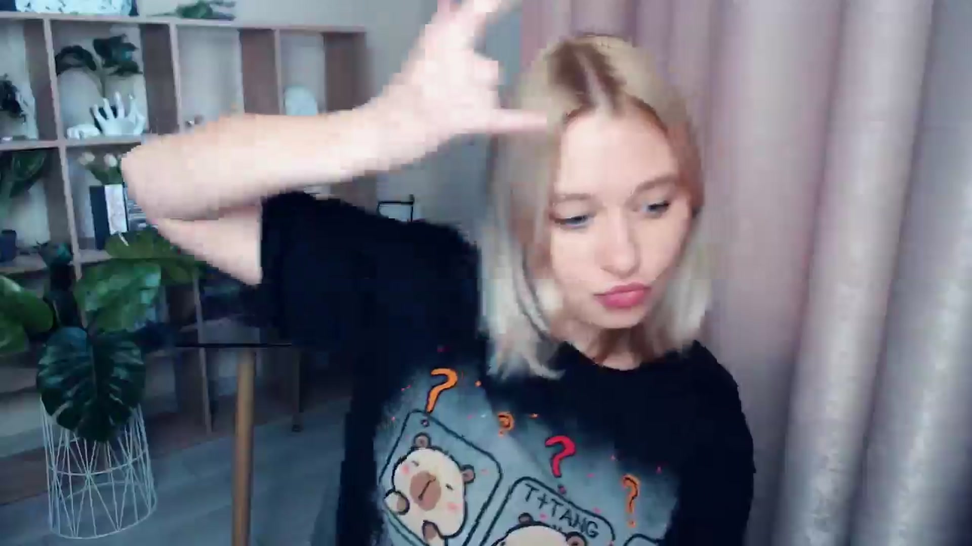 Gallery image thumbnail from Kukla_kolduna's myfreecams stream on, 06/28/2025, 17:54 image 3 of 20
