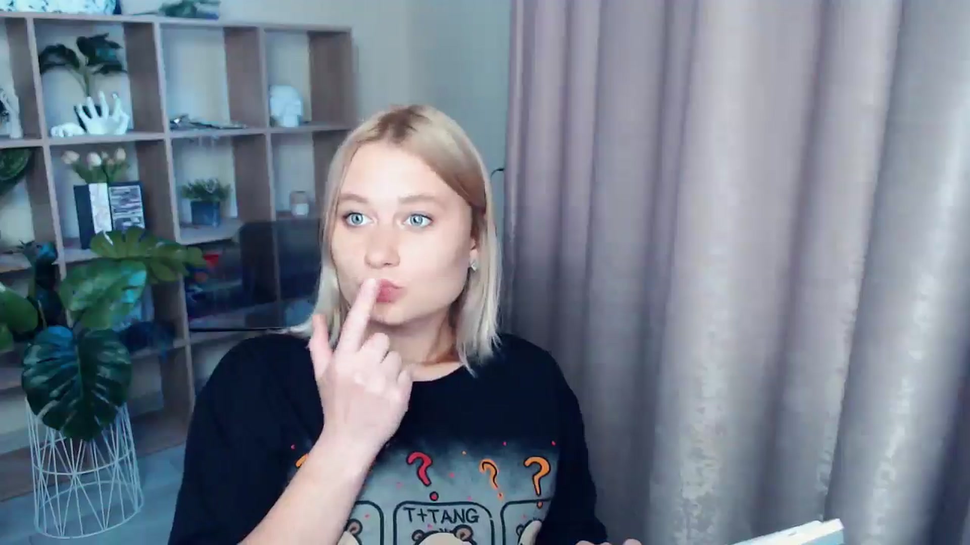 Gallery image thumbnail from Kukla_kolduna's myfreecams stream on, 06/28/2025, 17:54 image 19 of 20