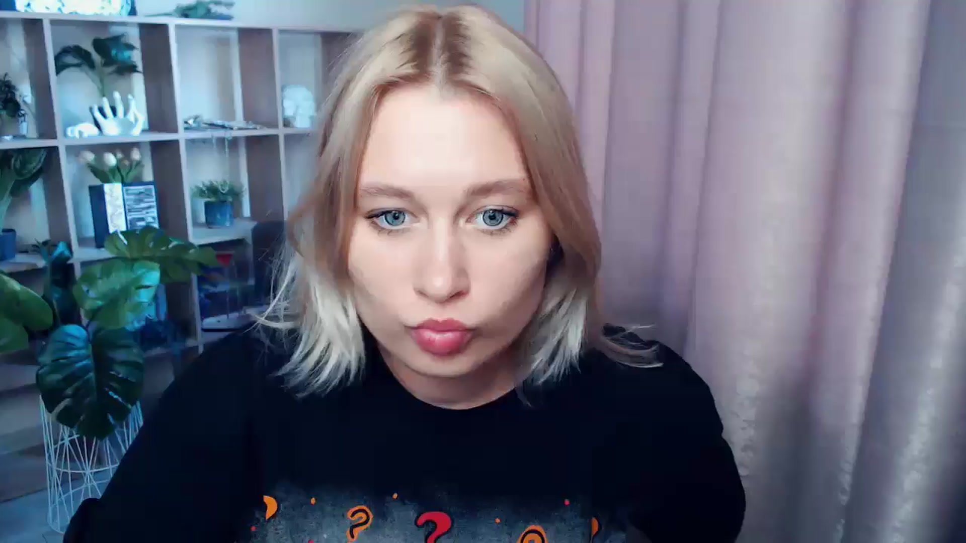 Gallery image thumbnail from Kukla_kolduna's myfreecams stream on, 06/28/2025, 17:54 image 6 of 20