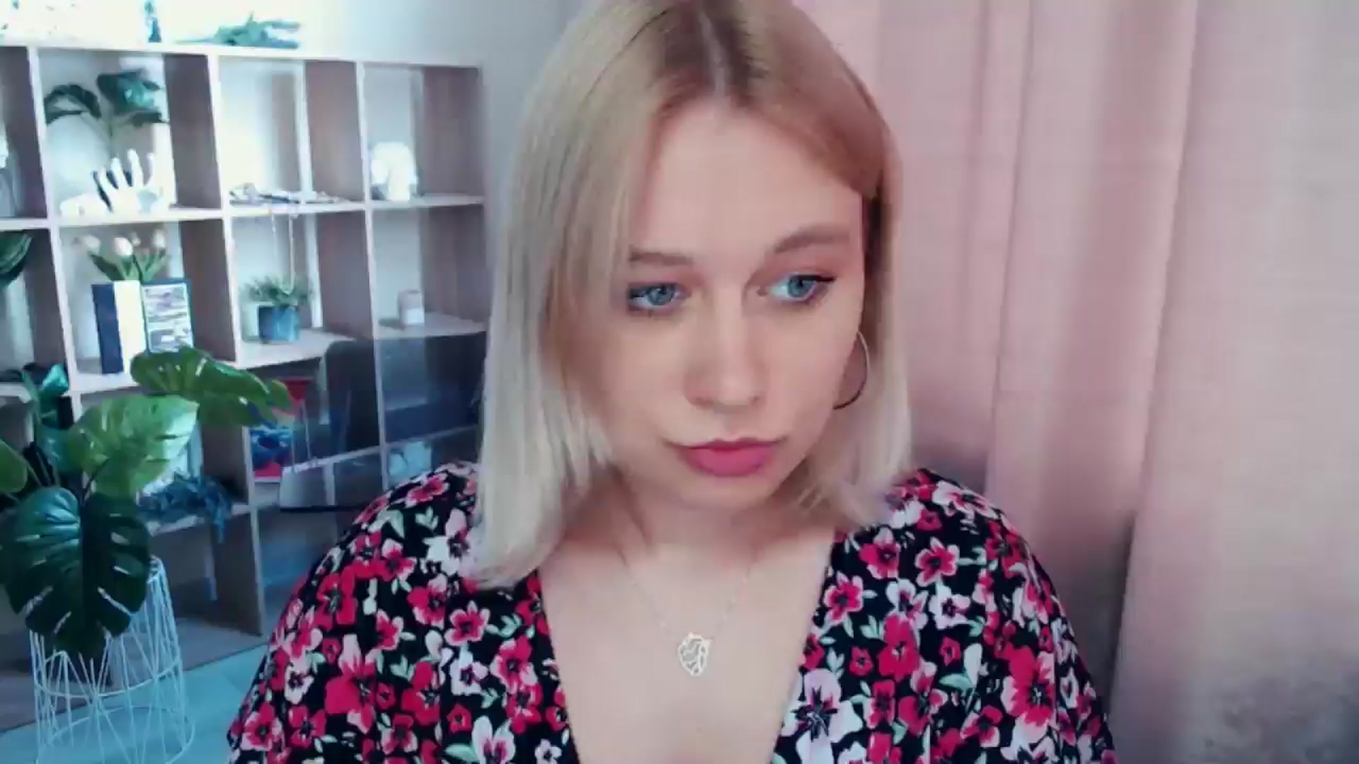 Gallery image thumbnail from Kukla_kolduna's myfreecams stream on, 06/29/2025, 15:47 image 1 of 20