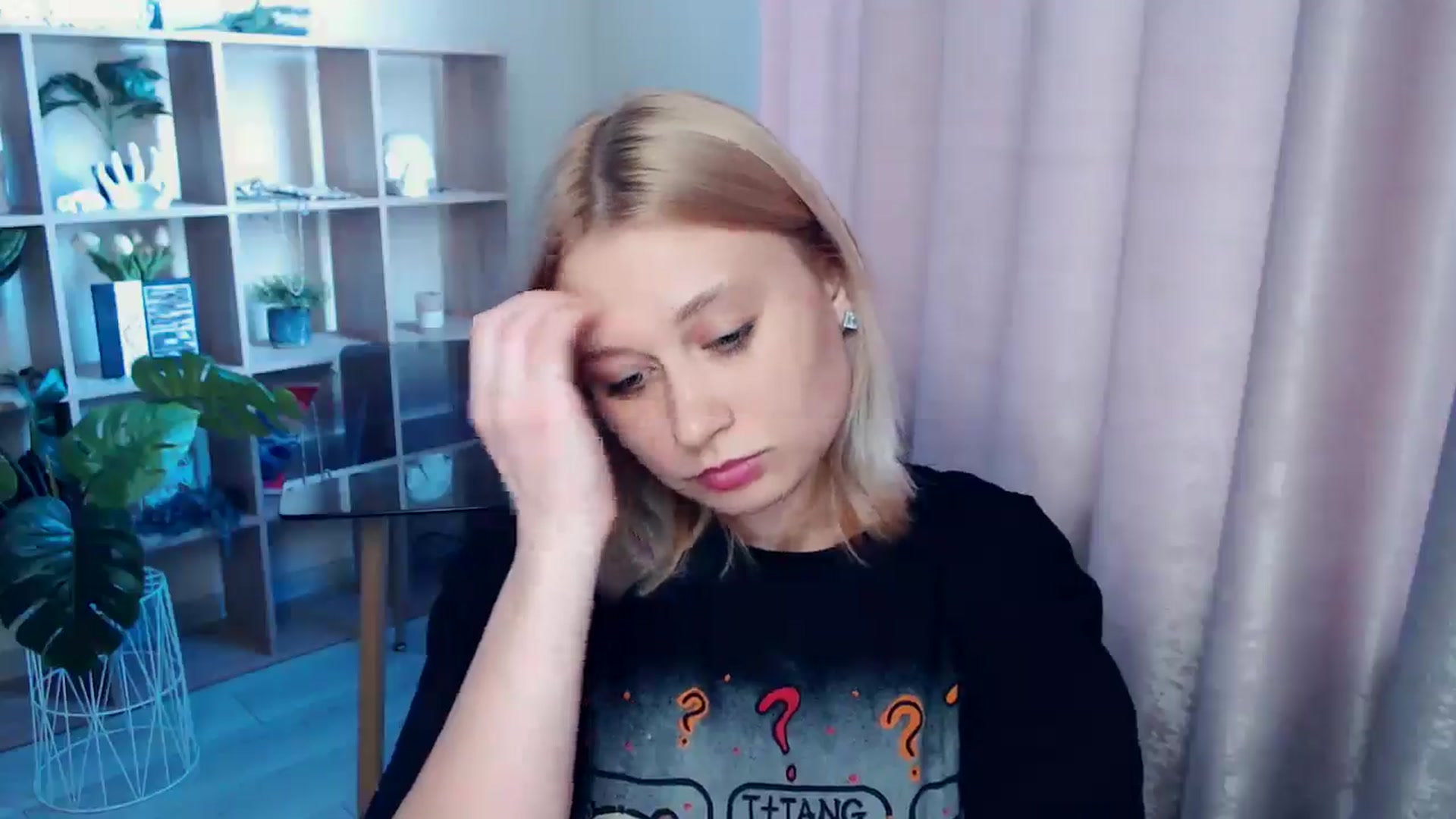 Gallery image thumbnail from Kukla_kolduna's myfreecams stream on, 06/30/2025, 16:14 image 18 of 20