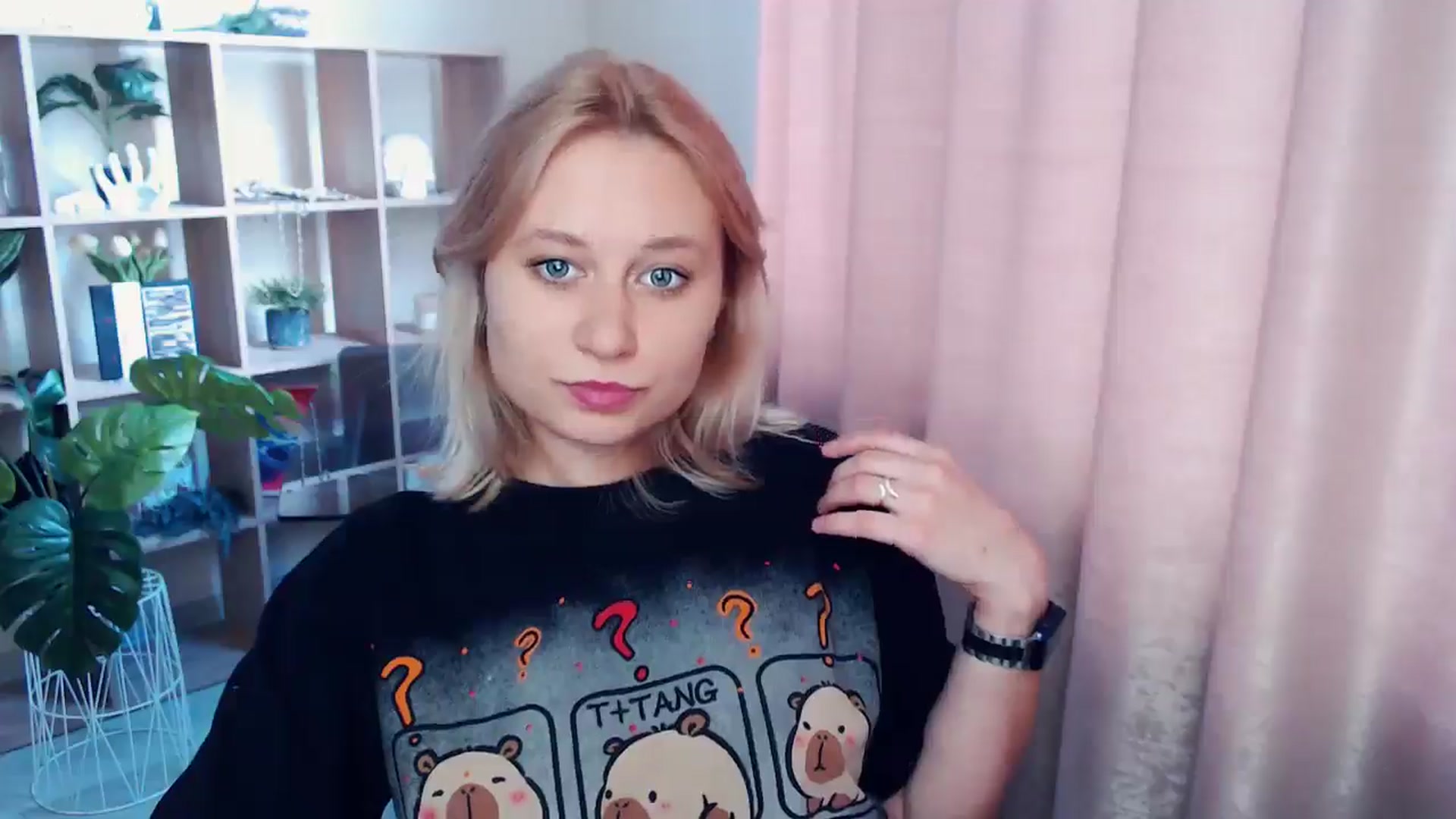 Gallery image thumbnail from Kukla_kolduna's myfreecams stream on, 06/30/2025, 16:14 image 7 of 20