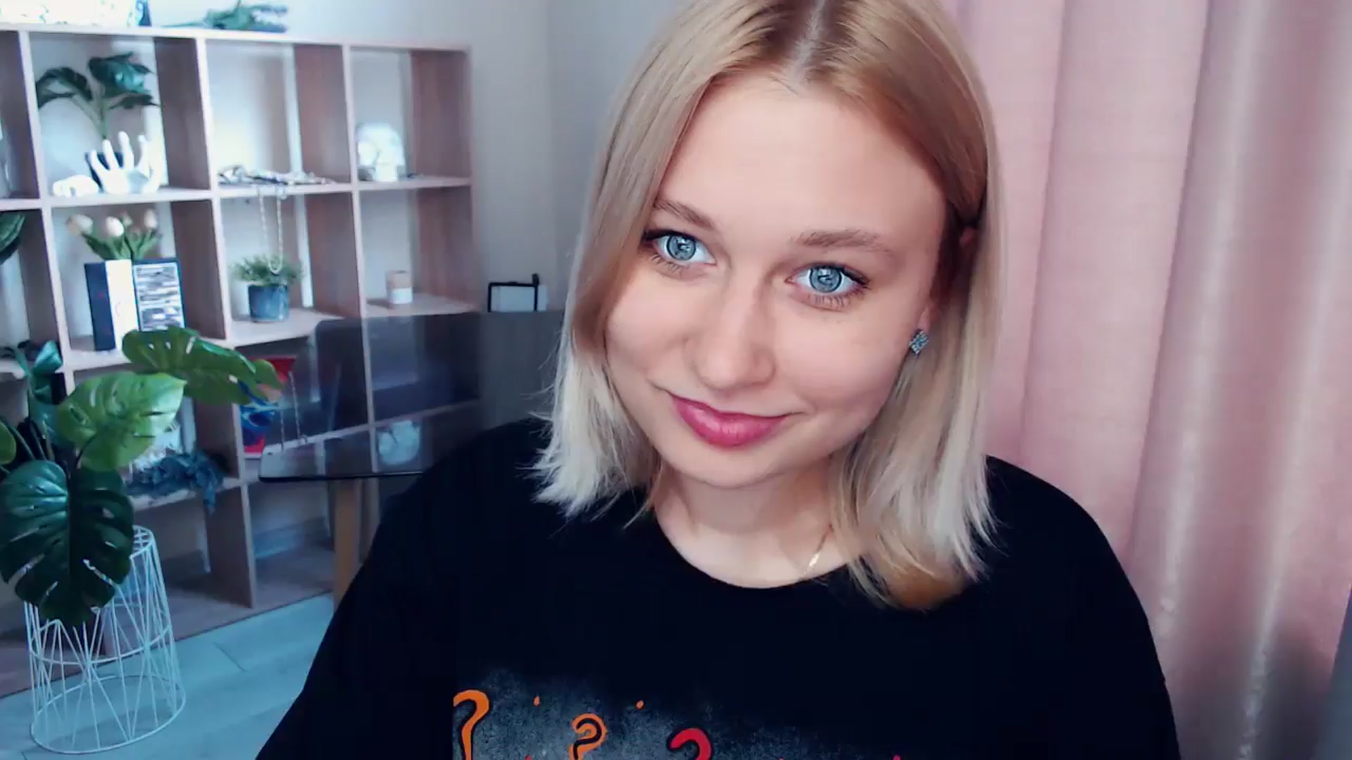 Gallery image thumbnail from Kukla_kolduna's myfreecams stream on, 06/30/2025, 16:14 image 11 of 20