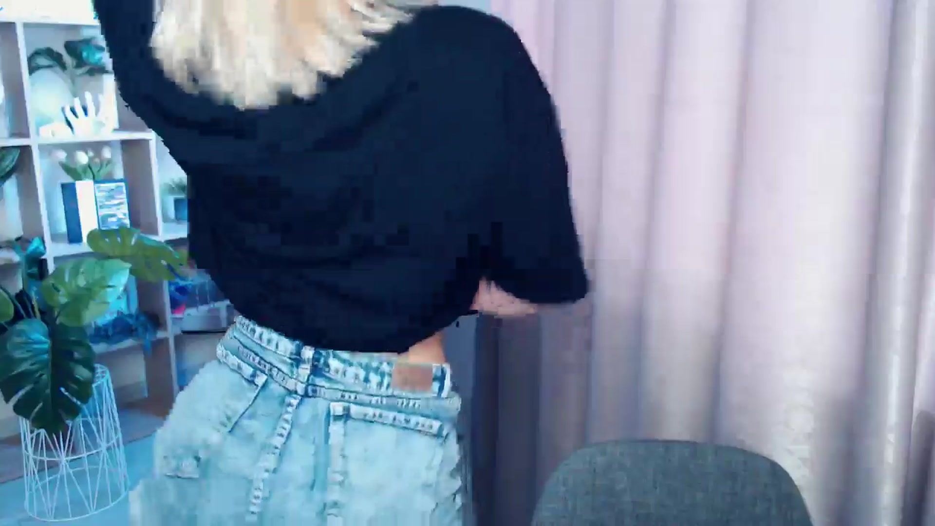 Gallery image thumbnail from Kukla_kolduna's myfreecams stream on, 06/30/2025, 16:46 image 3 of 20