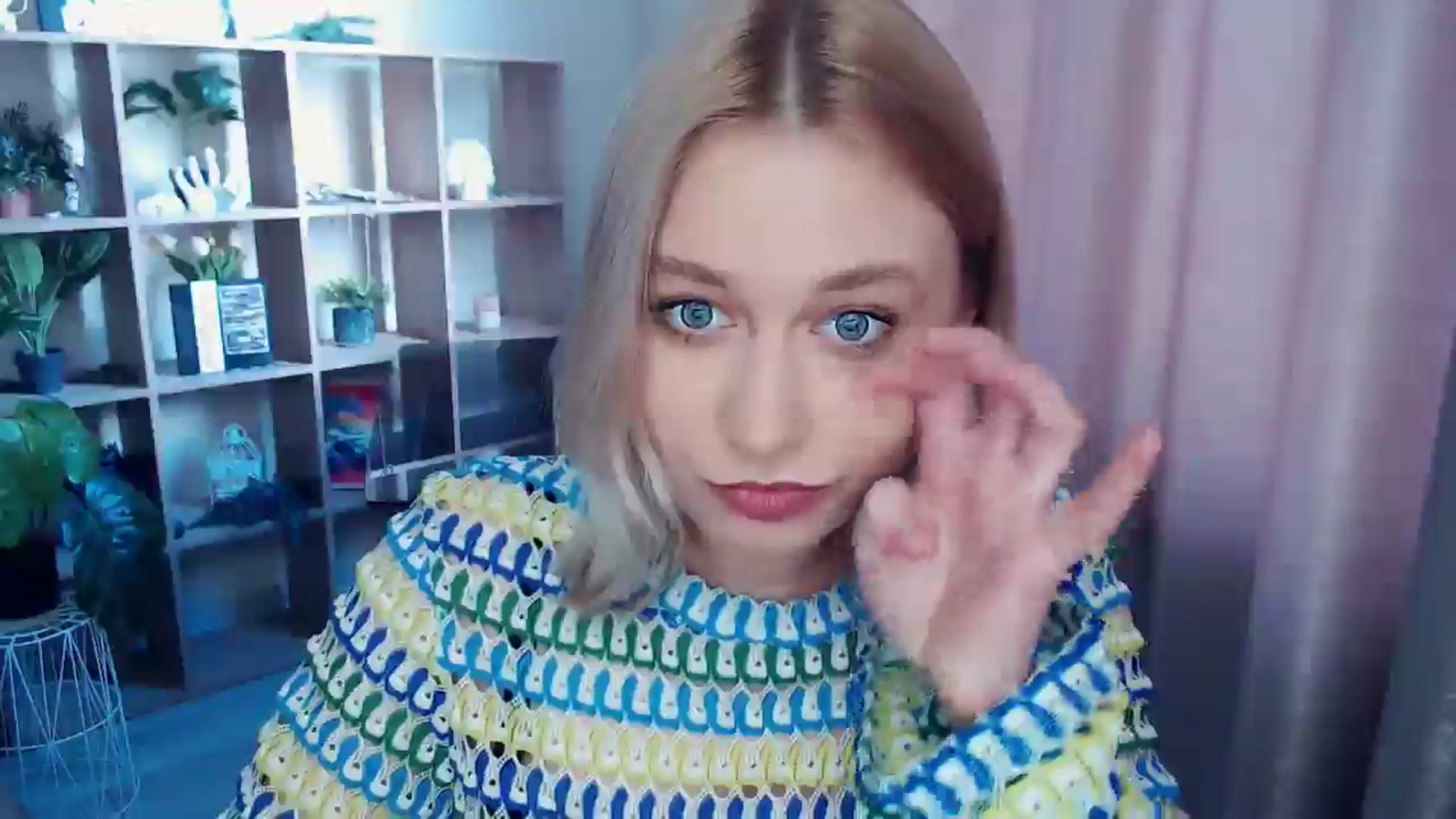 Gallery image thumbnail from Kukla_kolduna's myfreecams stream on, 07/02/2025, 15:12 image 4 of 20