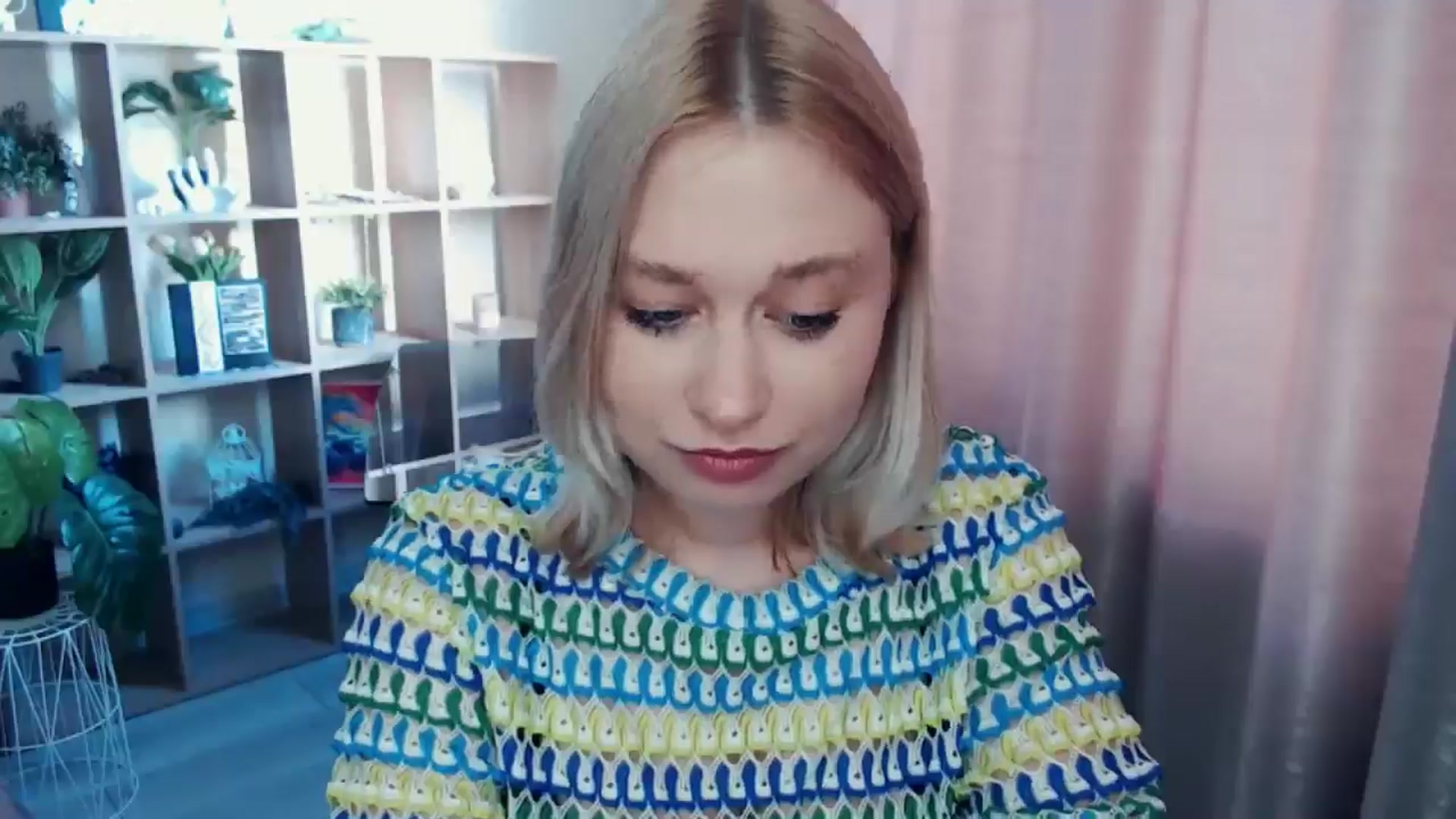 Gallery image thumbnail from Kukla_kolduna's myfreecams stream on, 07/02/2025, 15:12 image 17 of 20