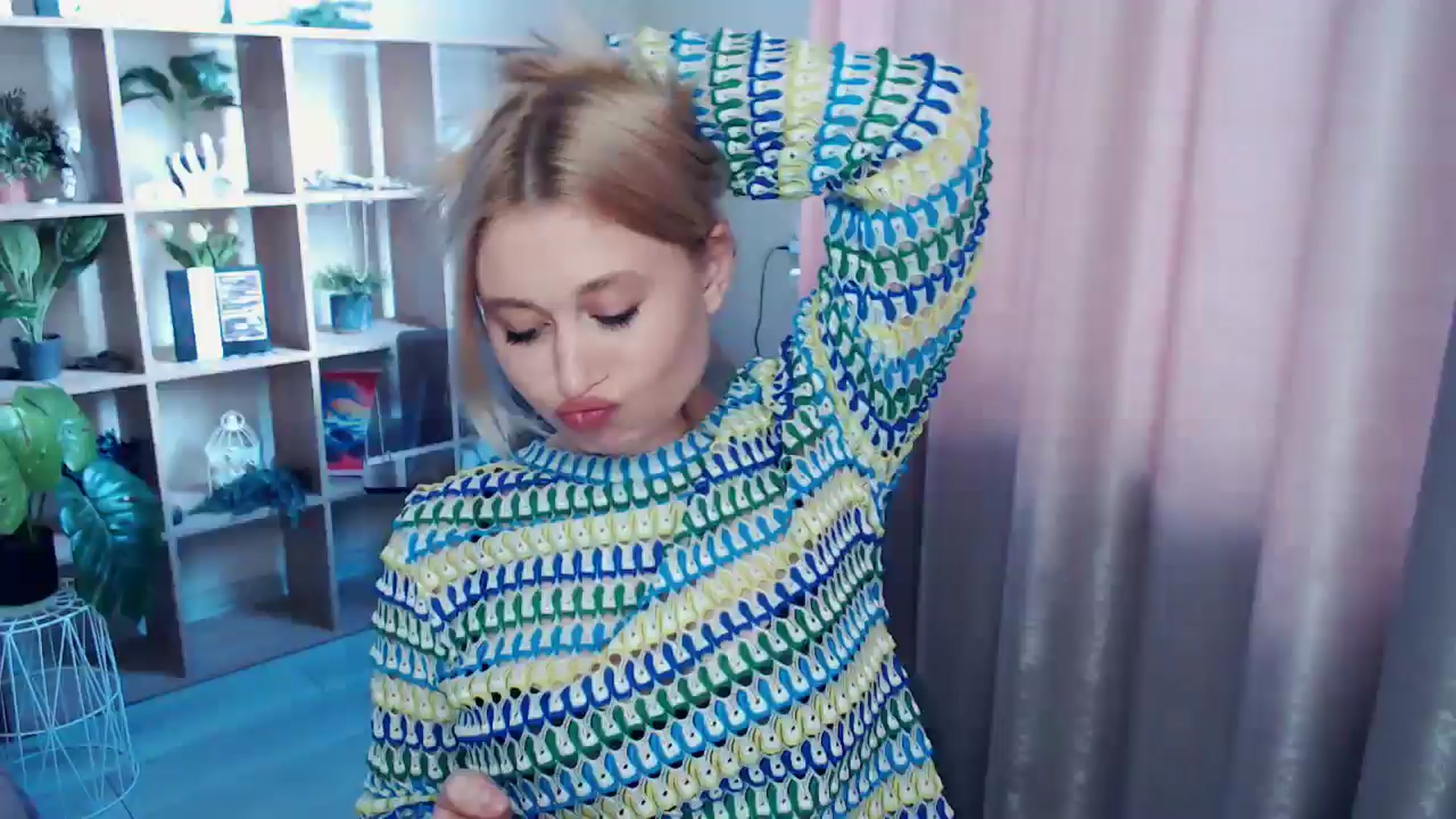 Gallery image thumbnail from Kukla_kolduna's myfreecams stream on, 07/02/2025, 15:53 image 1 of 20