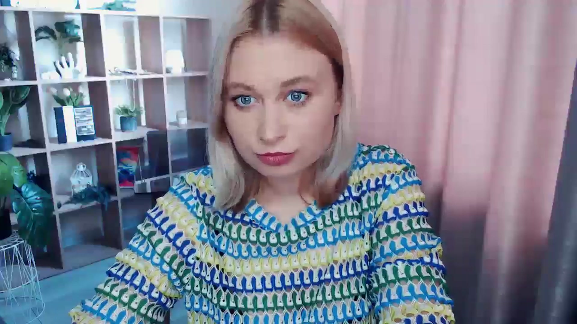 Gallery image thumbnail from Kukla_kolduna's myfreecams stream on, 07/02/2025, 15:53 image 13 of 20