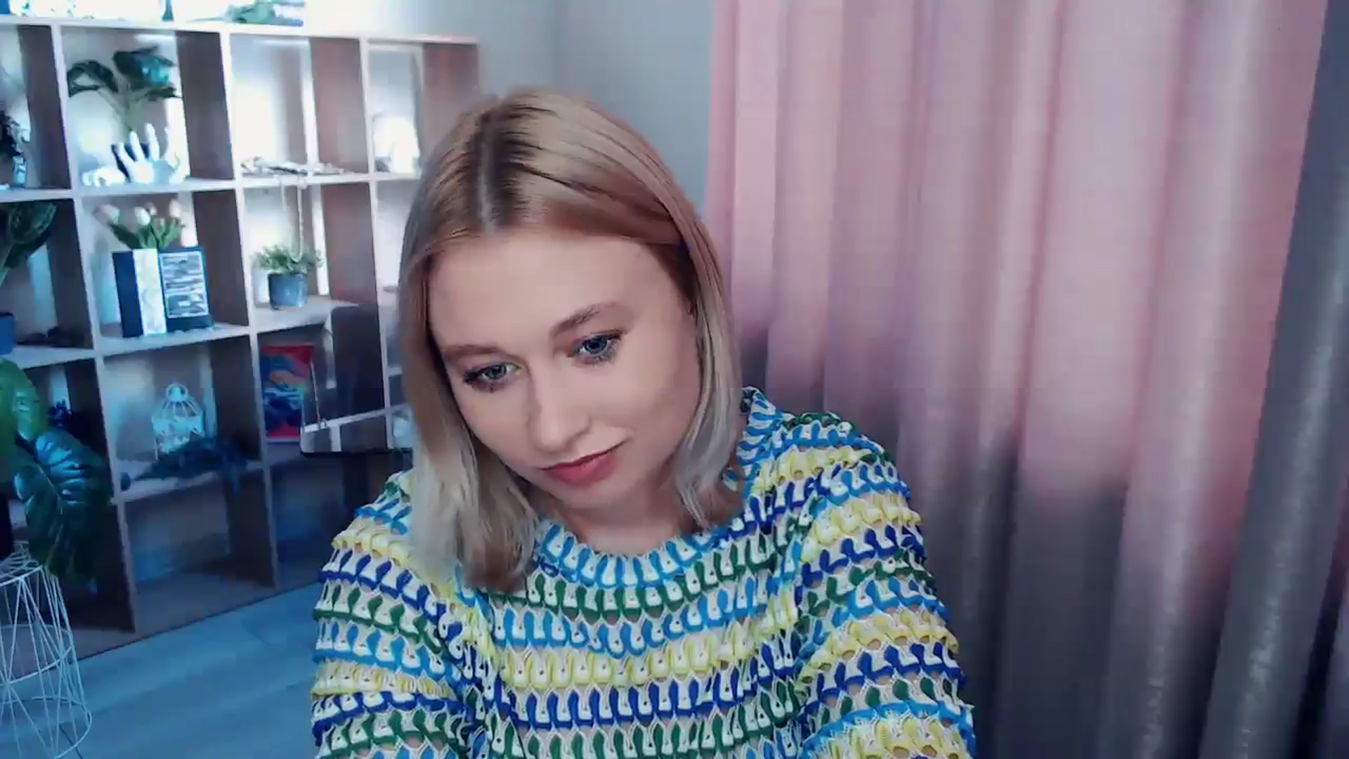 Gallery image thumbnail from Kukla_kolduna's myfreecams stream on, 07/02/2025, 18:16 image 5 of 20