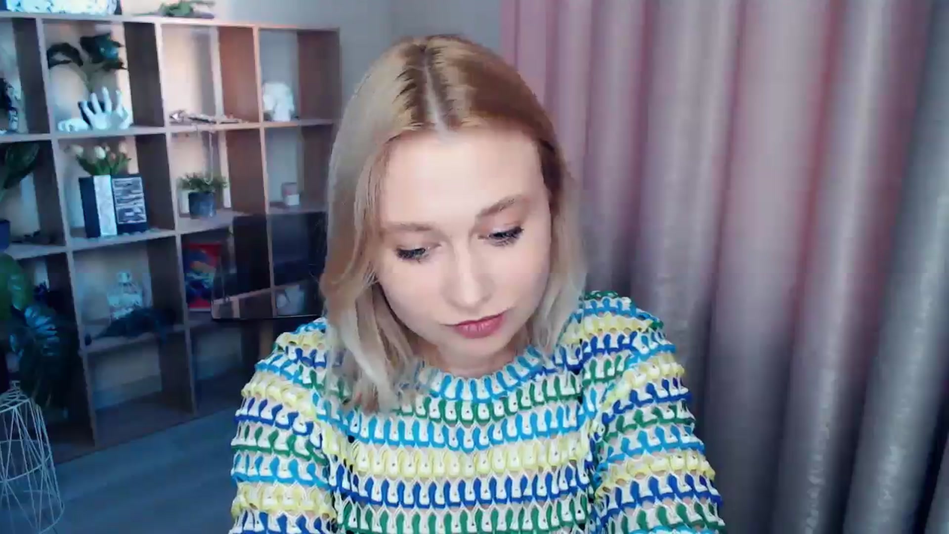 Gallery image thumbnail from Kukla_kolduna's myfreecams stream on, 07/02/2025, 18:16 image 16 of 20