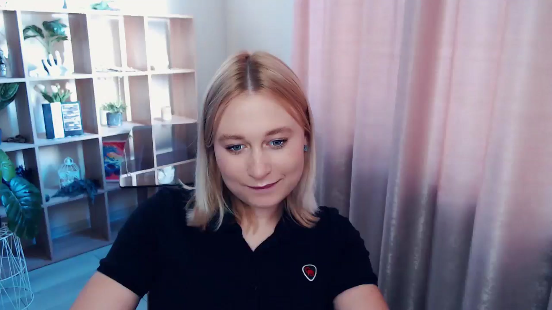 Gallery image thumbnail from Kukla_kolduna's myfreecams stream on, 07/03/2025, 16:16 image 15 of 20