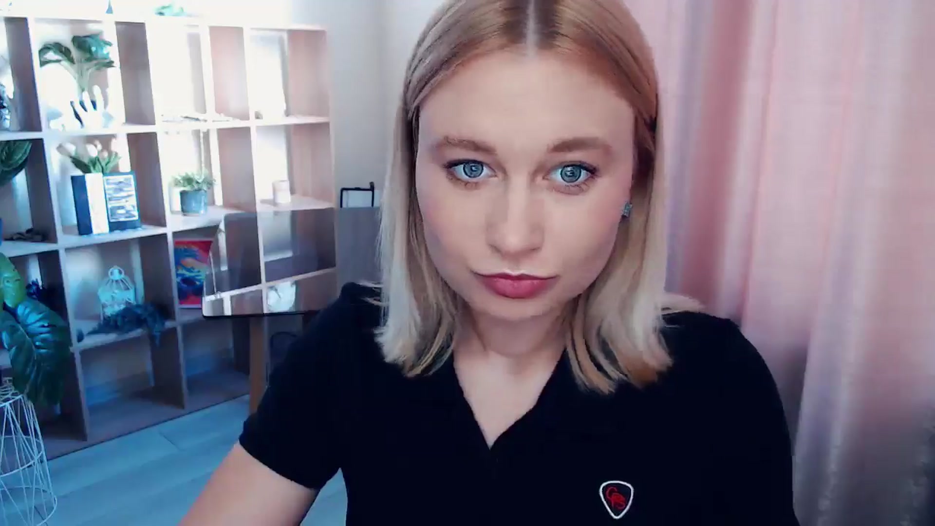 Gallery image thumbnail from Kukla_kolduna's myfreecams stream on, 07/03/2025, 16:16 image 7 of 20