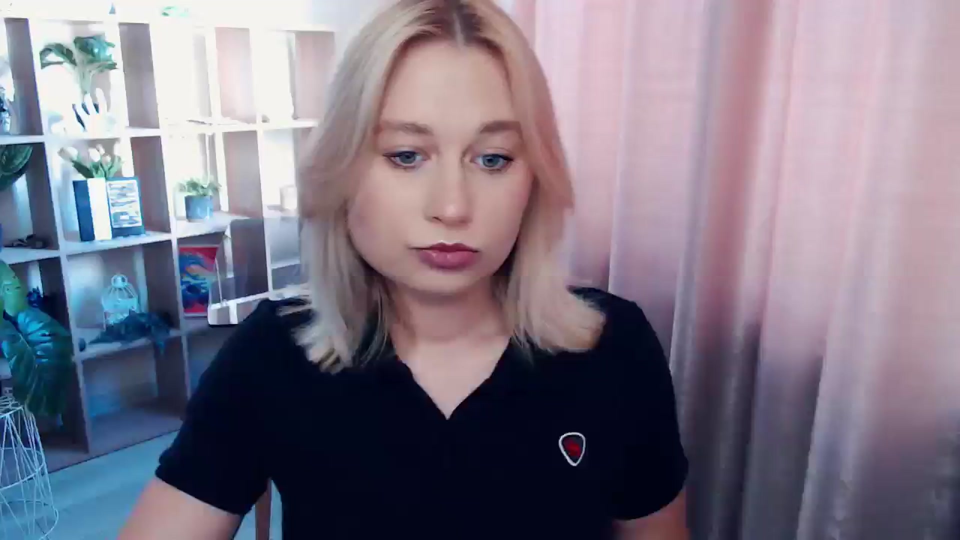 Gallery image thumbnail from Kukla_kolduna's myfreecams stream on, 07/03/2025, 16:16 image 1 of 20