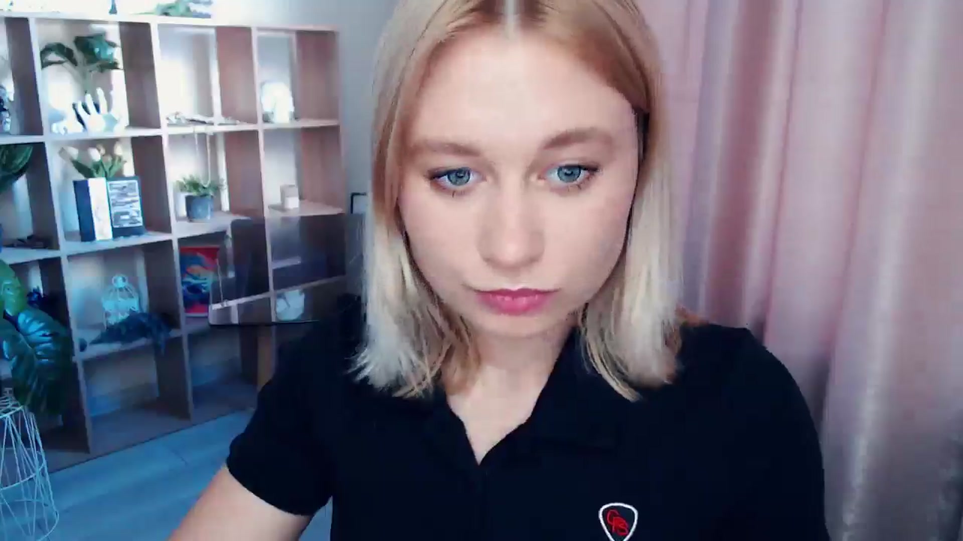 Gallery image thumbnail from Kukla_kolduna's myfreecams stream on, 07/03/2025, 17:50 image 2 of 20