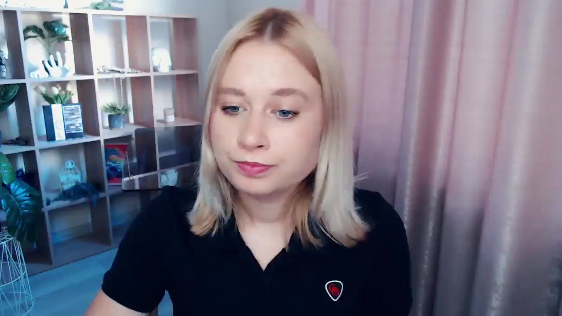Gallery image thumbnail from Kukla_kolduna's myfreecams stream on, 07/03/2025, 17:50 image 4 of 20