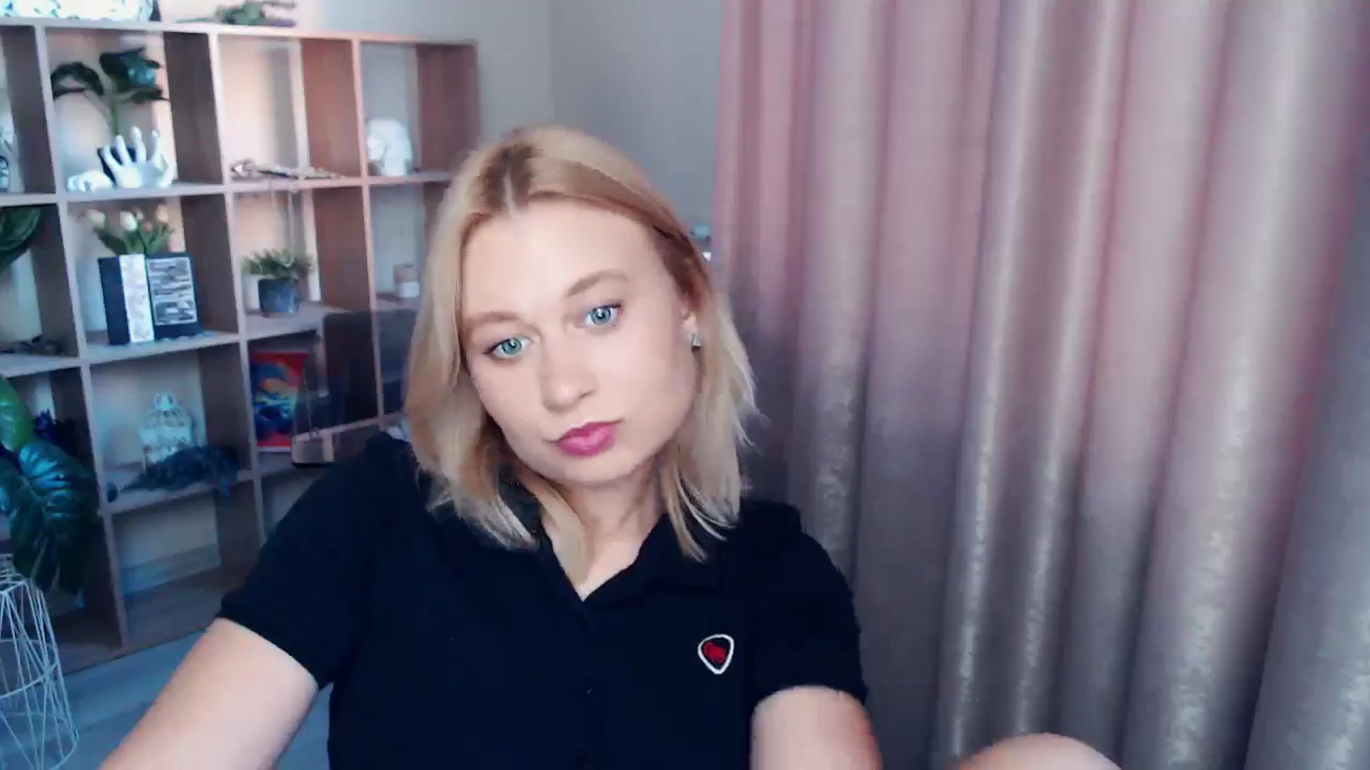 Gallery image thumbnail from Kukla_kolduna's myfreecams stream on, 07/03/2025, 17:50 image 19 of 20