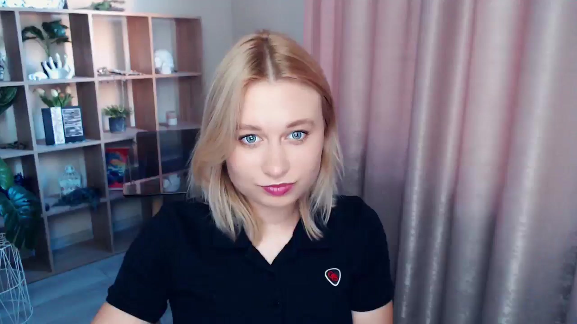 Gallery image thumbnail from Kukla_kolduna's myfreecams stream on, 07/03/2025, 17:50 image 18 of 20