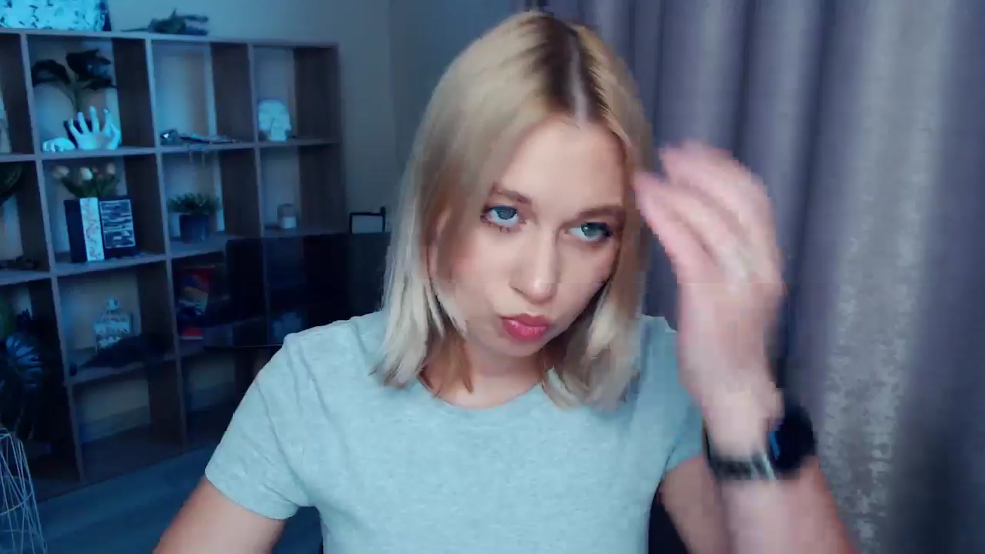 Gallery image thumbnail from Kukla_kolduna's myfreecams stream on, 07/04/2025, 18:03 image 11 of 20