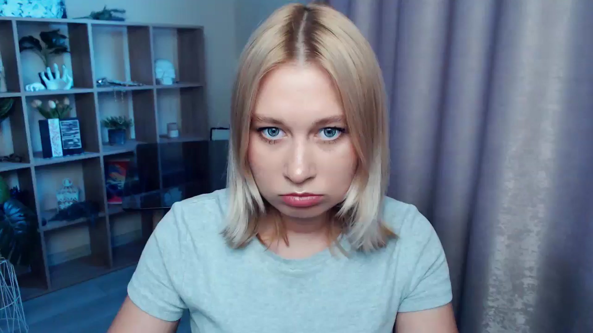 Gallery image thumbnail from Kukla_kolduna's myfreecams stream on, 07/04/2025, 18:03 image 10 of 20