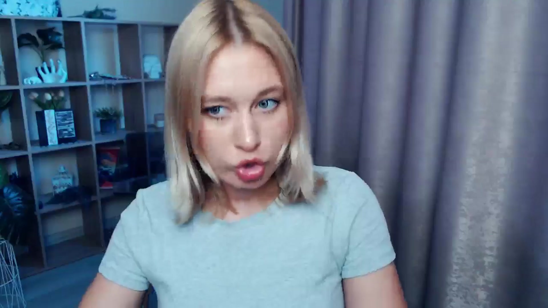 Gallery image thumbnail from Kukla_kolduna's myfreecams stream on, 07/04/2025, 18:03 image 13 of 20
