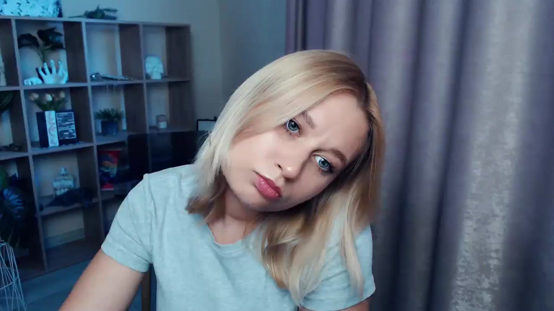 Gallery image thumbnail from Kukla_kolduna's myfreecams stream on, 07/04/2025, 18:03 image 16 of 20