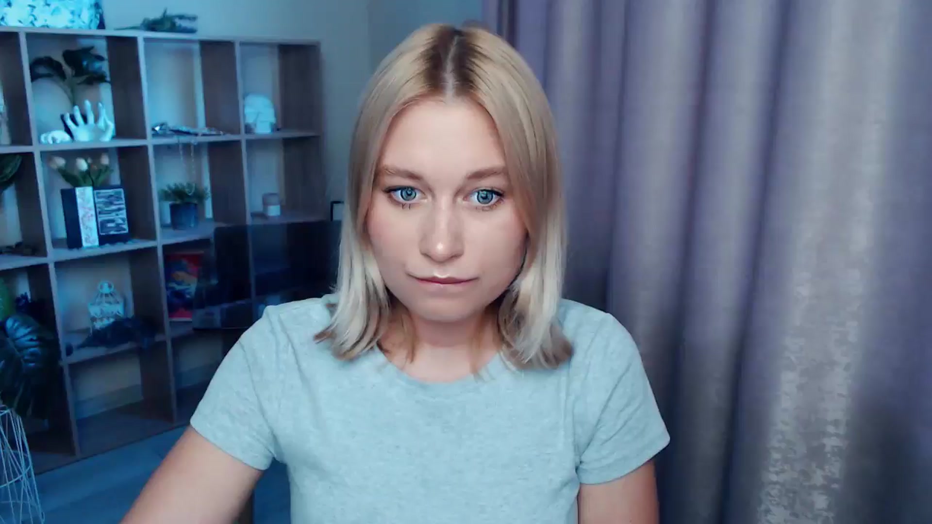 Gallery image thumbnail from Kukla_kolduna's myfreecams stream on, 07/04/2025, 18:03 image 6 of 20