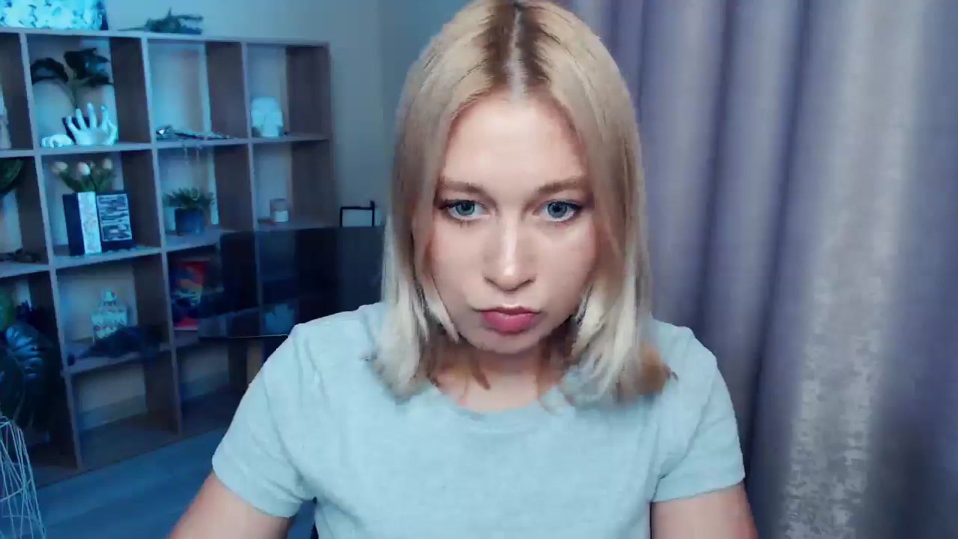 Gallery image thumbnail from Kukla_kolduna's myfreecams stream on, 07/04/2025, 18:03 image 9 of 20