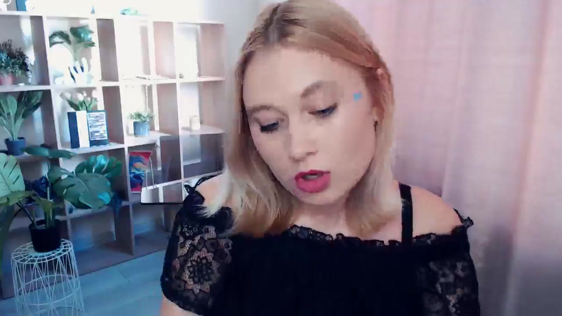 Gallery image thumbnail from Kukla_kolduna's myfreecams stream on, 07/05/2025, 15:29 image 15 of 20