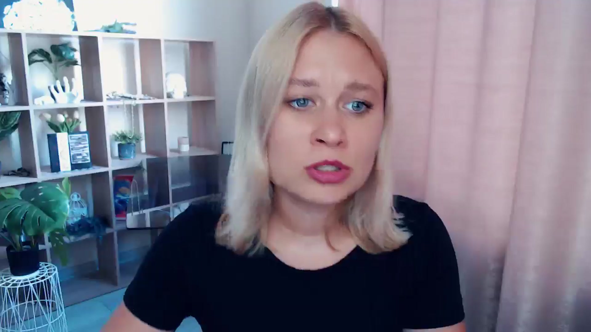 Gallery image thumbnail from Kukla_kolduna's myfreecams stream on, 07/09/2025, 15:26 image 13 of 20