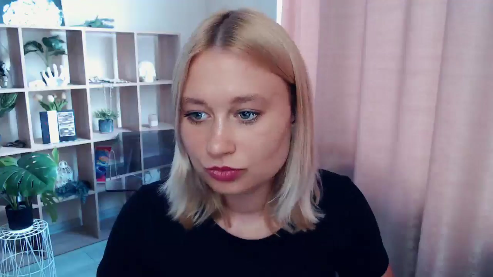 Gallery image thumbnail from Kukla_kolduna's myfreecams stream on, 07/09/2025, 15:26 image 3 of 20