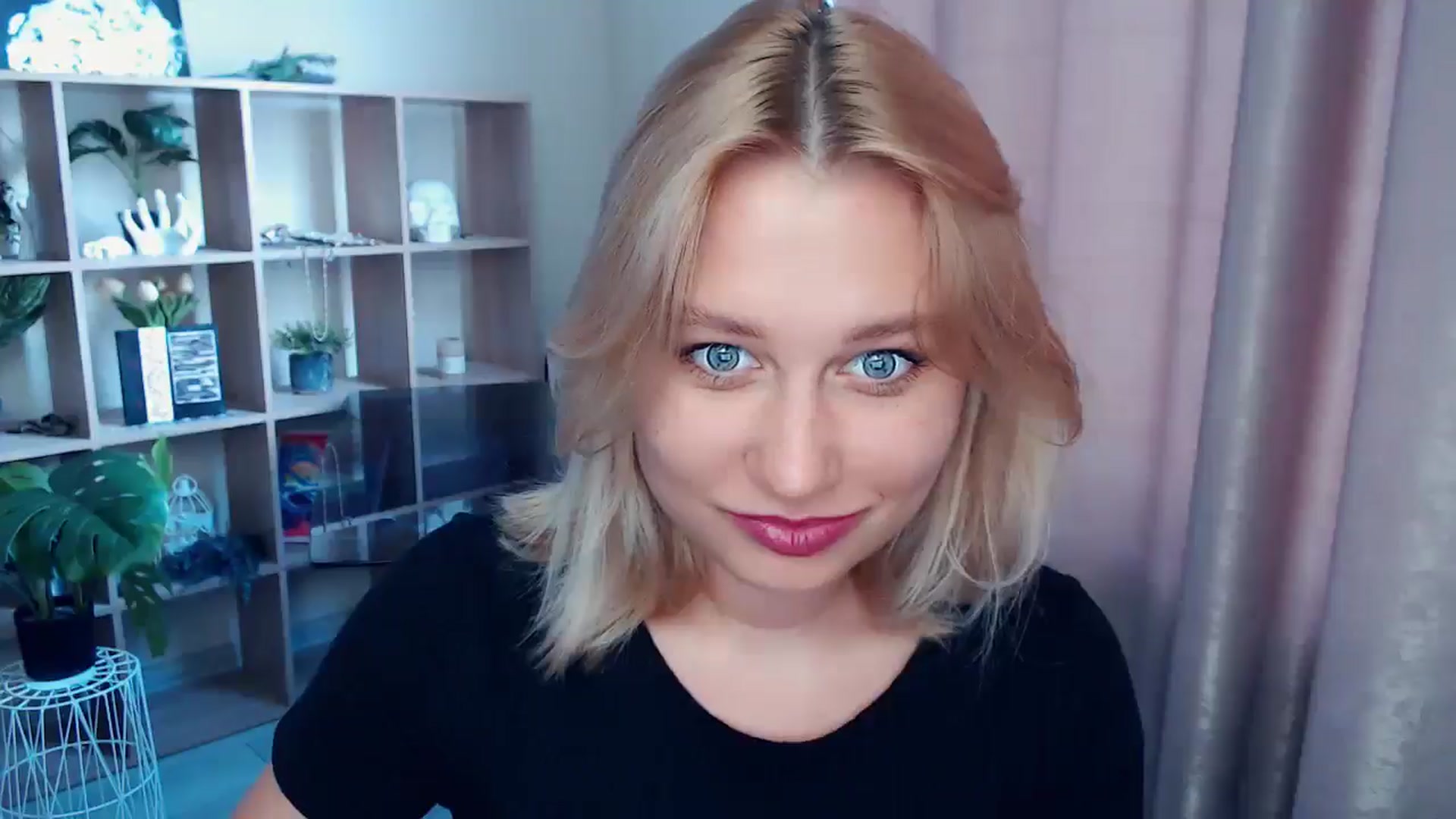 Gallery image thumbnail from Kukla_kolduna's myfreecams stream on, 07/09/2025, 18:10 image 5 of 20
