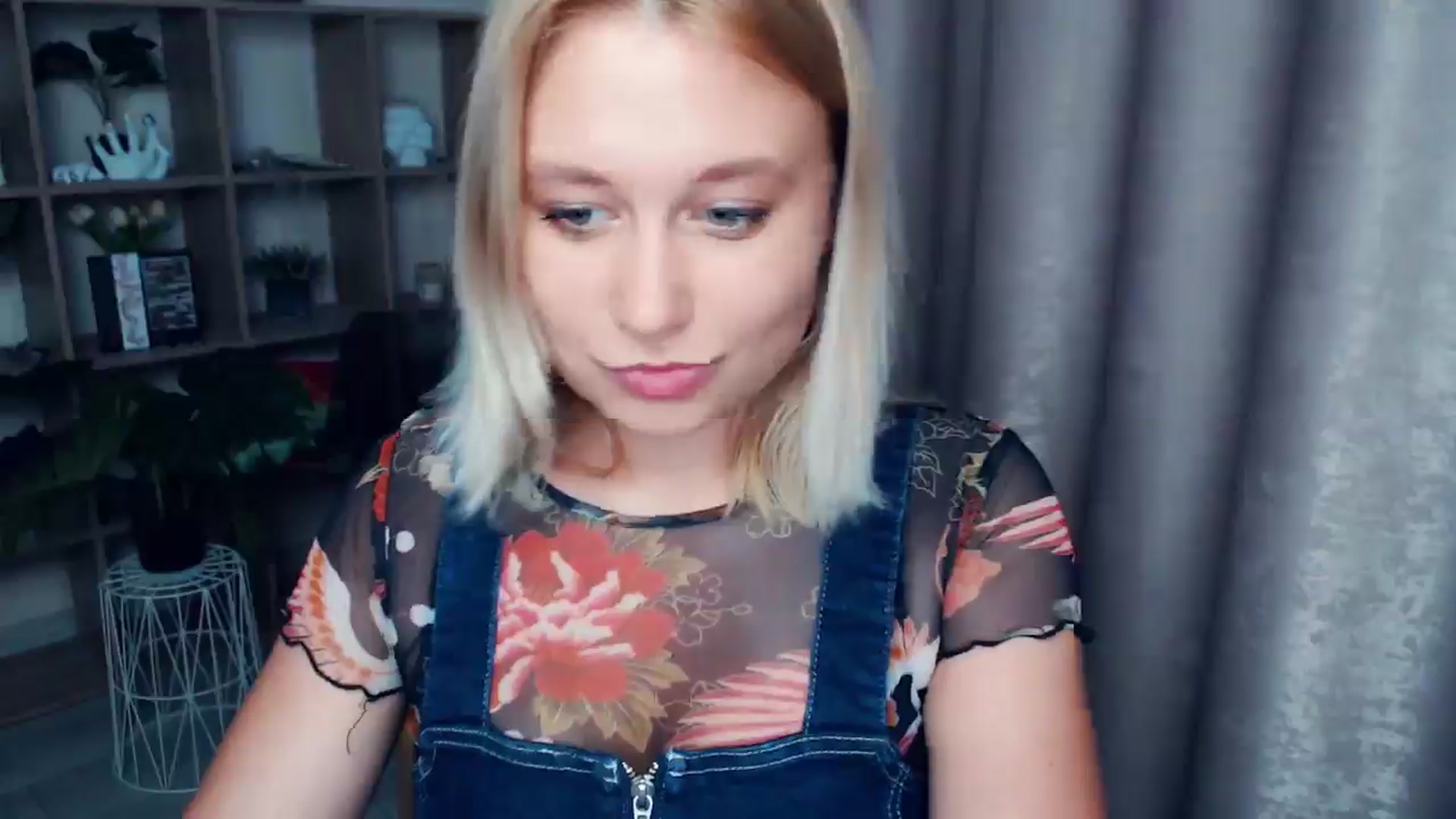 Gallery image thumbnail from Kukla_kolduna's myfreecams stream on, 07/10/2025, 18:35 image 18 of 20