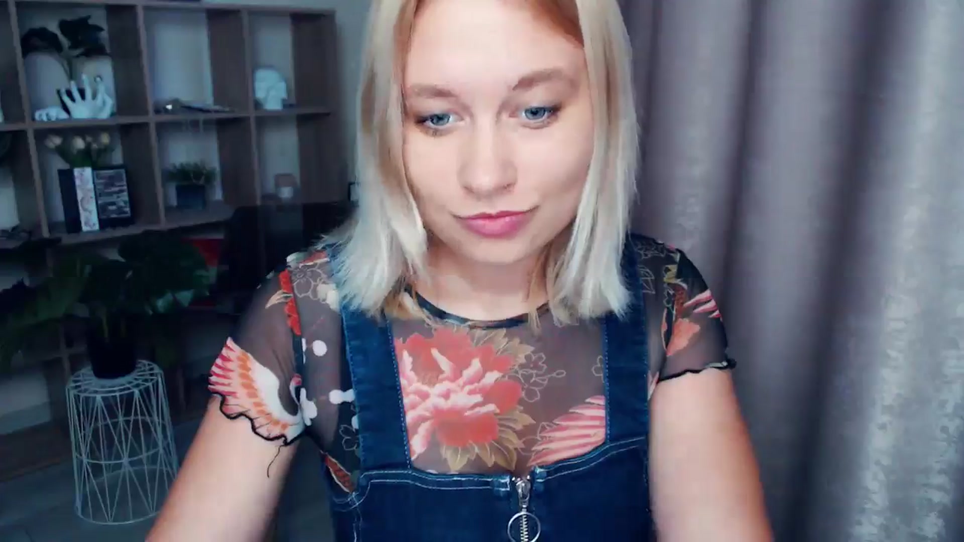 Gallery image thumbnail from Kukla_kolduna's myfreecams stream on, 07/10/2025, 18:35 image 14 of 20
