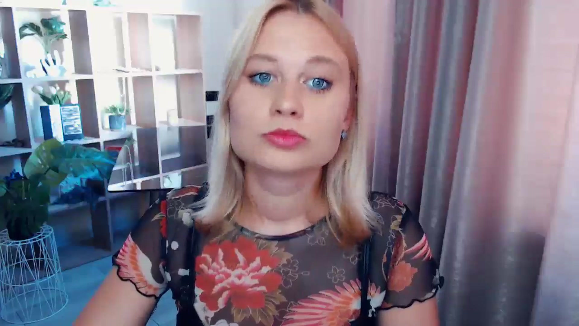 Gallery image thumbnail from Kukla_kolduna's myfreecams stream on, 07/11/2025, 16:52 image 4 of 20