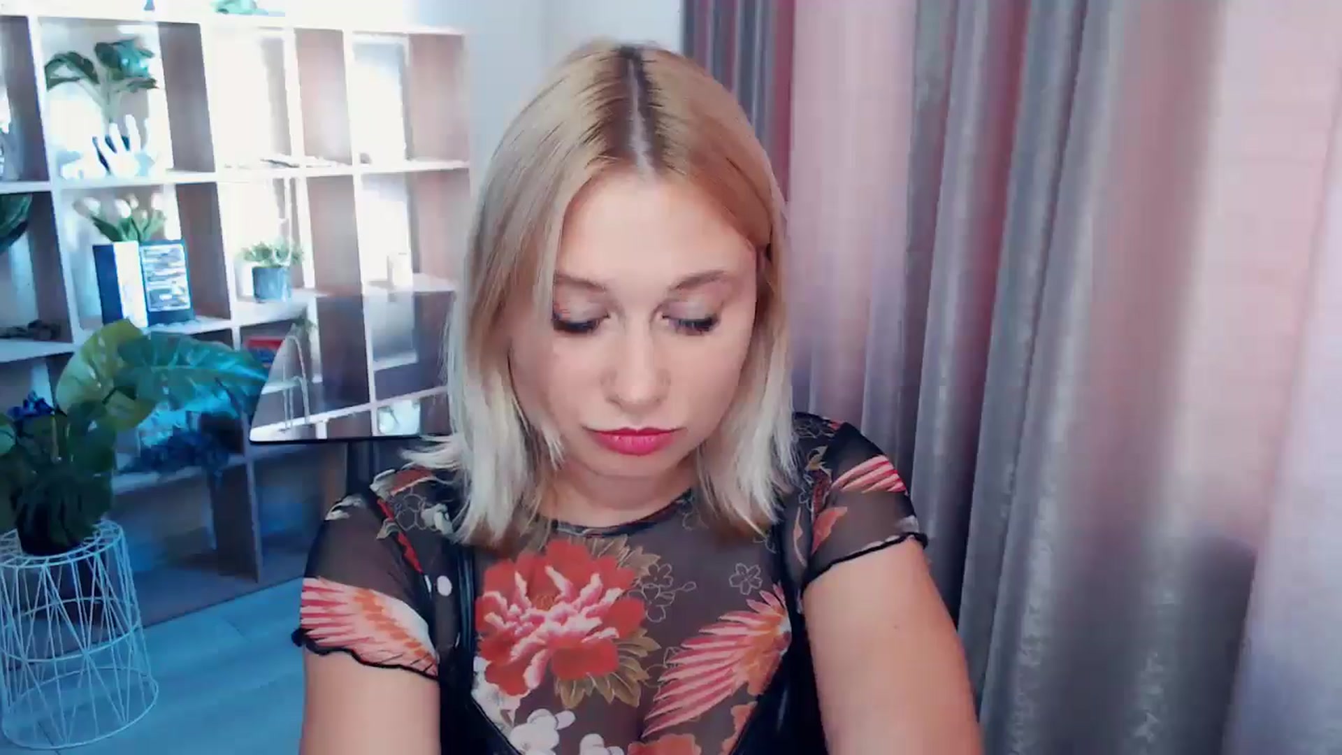 Gallery image thumbnail from Kukla_kolduna's myfreecams stream on, 07/11/2025, 16:52 image 10 of 20