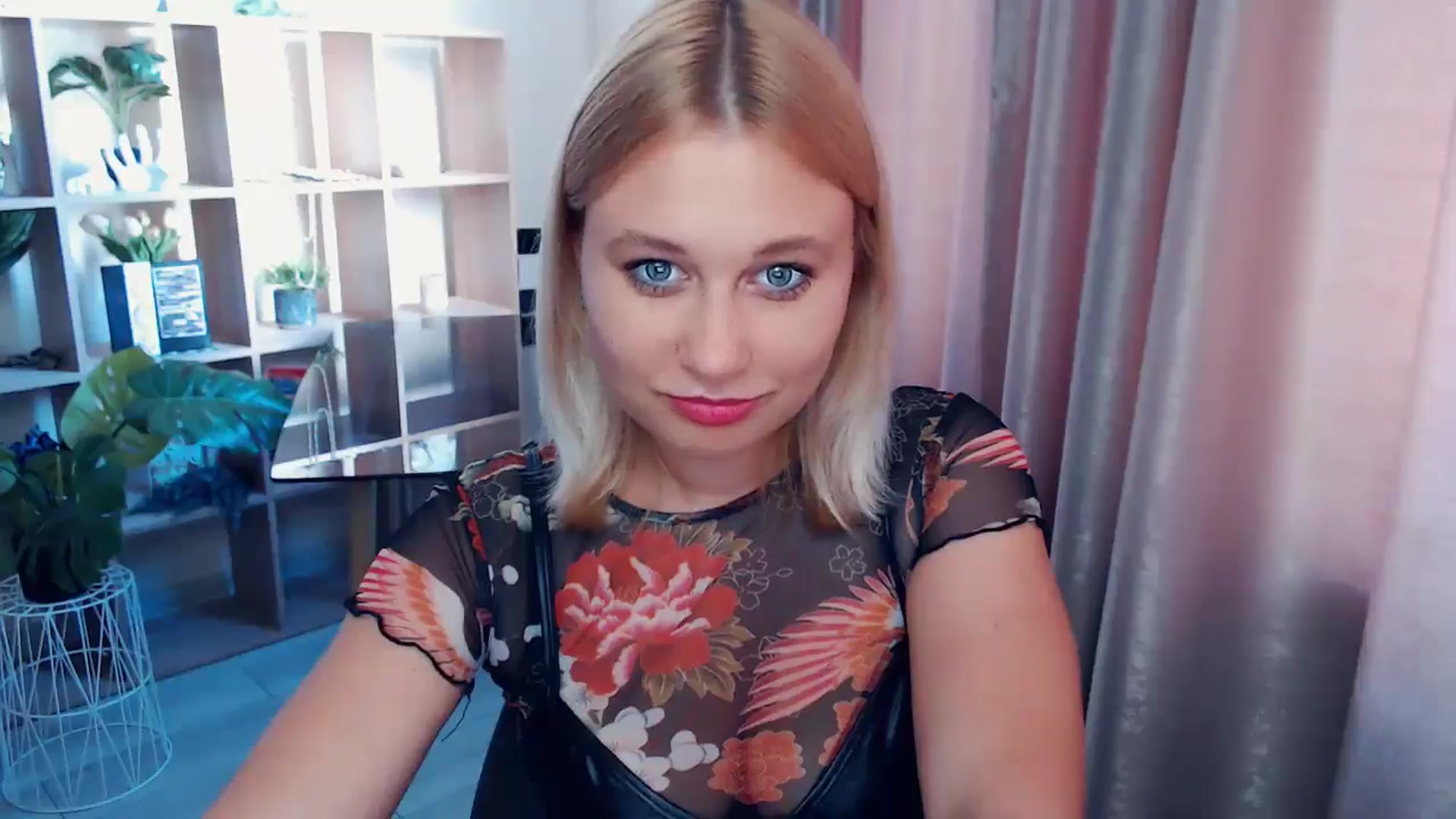 Gallery image thumbnail from Kukla_kolduna's myfreecams stream on, 07/11/2025, 16:52 image 6 of 20