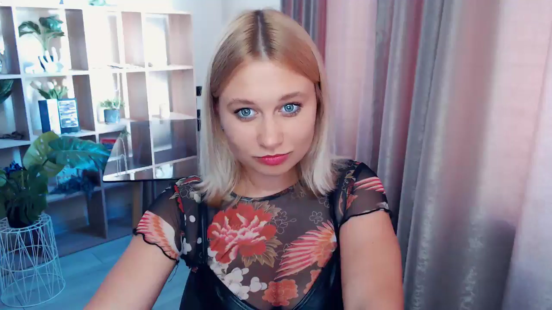 Gallery image thumbnail from Kukla_kolduna's myfreecams stream on, 07/11/2025, 16:52 image 8 of 20
