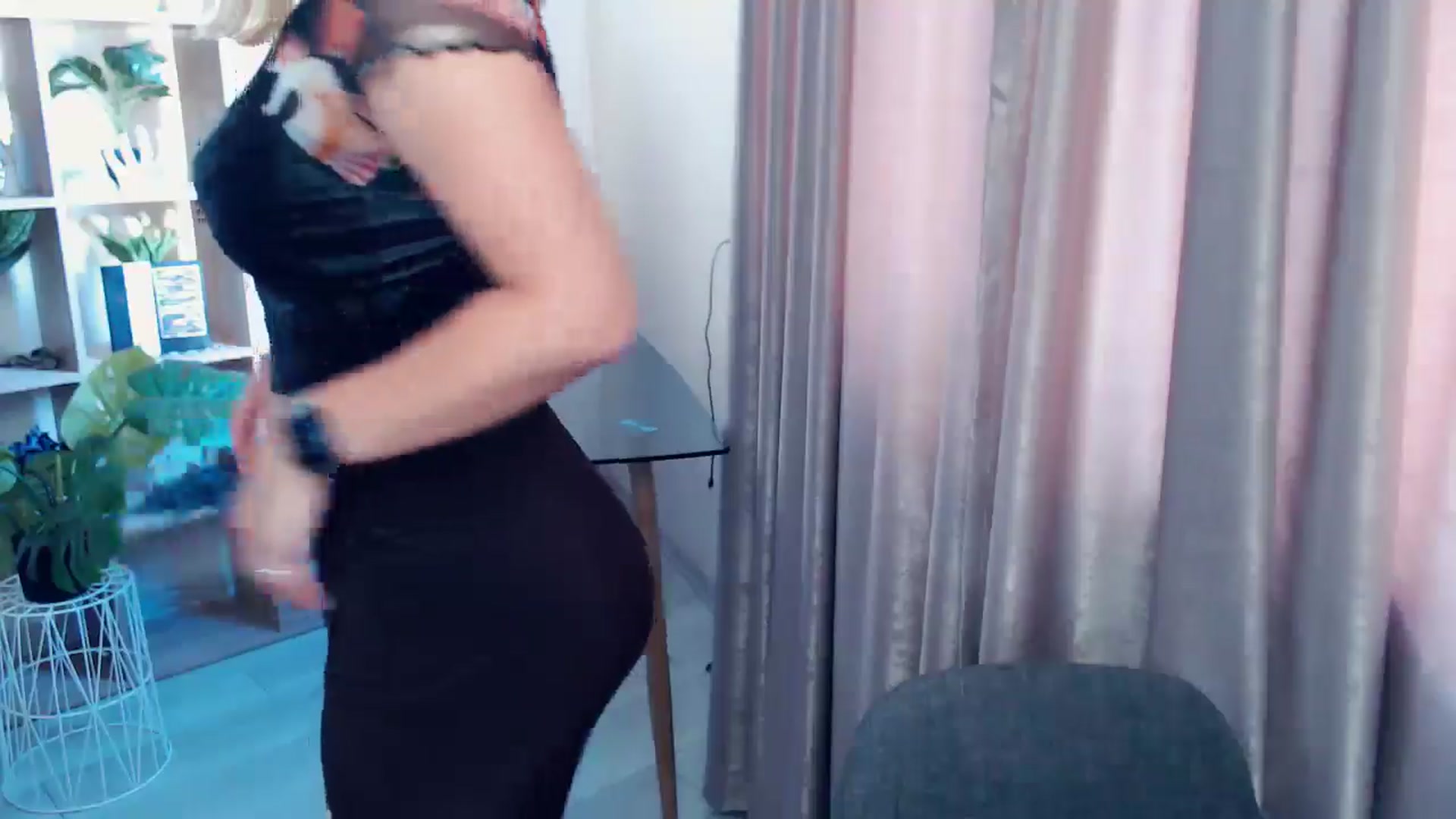 Gallery image thumbnail from Kukla_kolduna's myfreecams stream on, 07/11/2025, 16:52 image 11 of 20