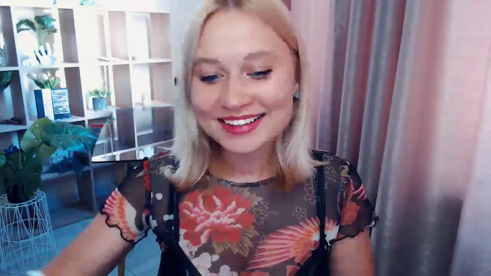 Gallery image thumbnail from Kukla_kolduna's myfreecams stream on, 07/11/2025, 16:52 image 3 of 20