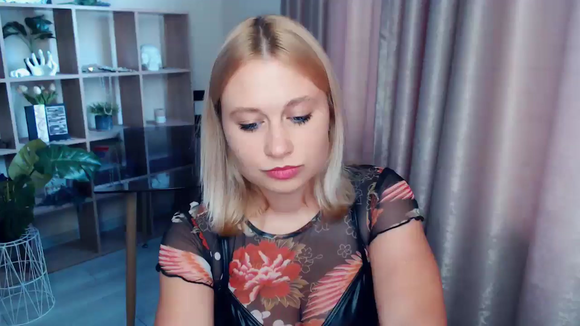 Gallery image thumbnail from Kukla_kolduna's myfreecams stream on, 07/11/2025, 18:15 image 1 of 20