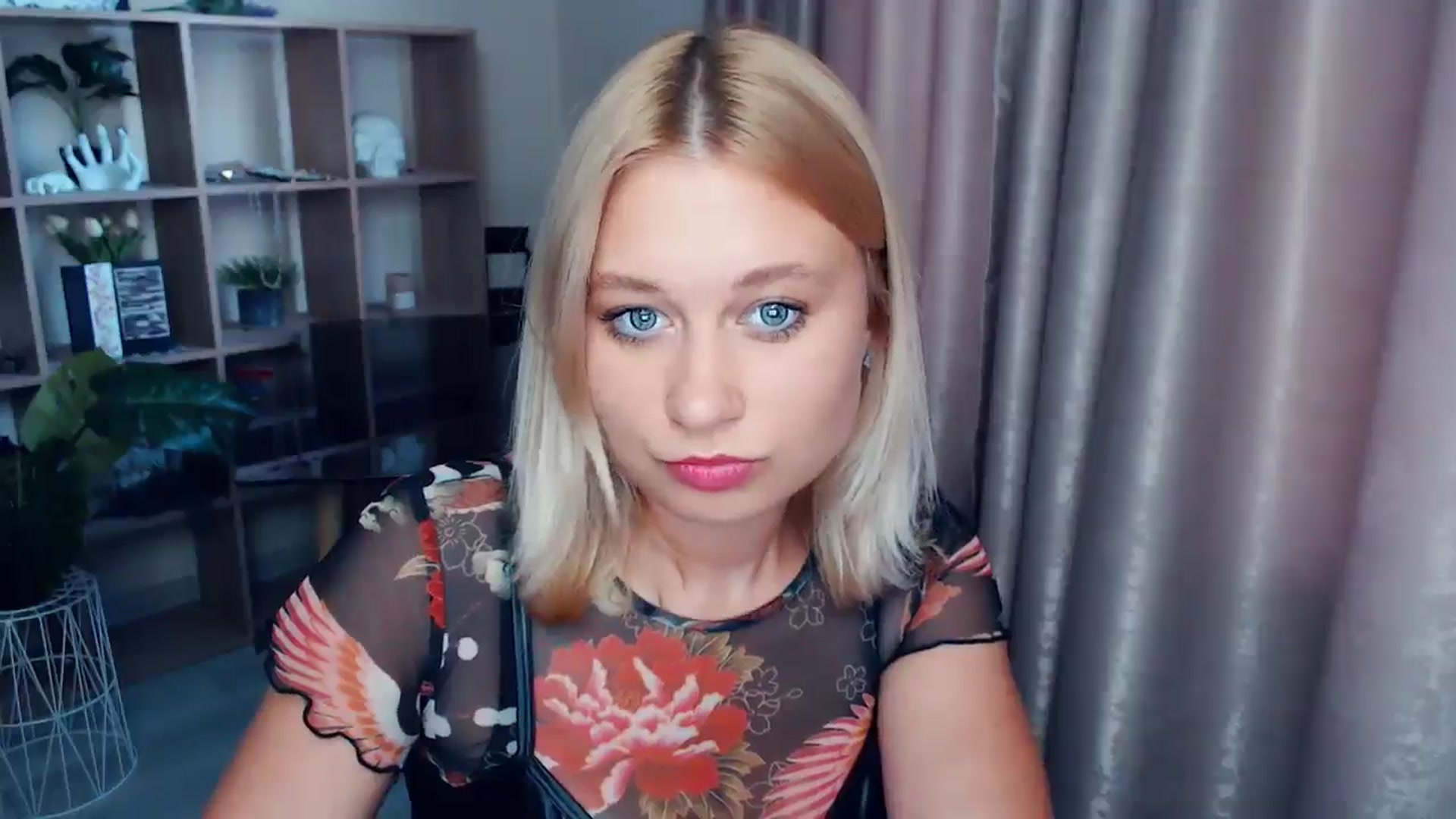 Gallery image thumbnail from Kukla_kolduna's myfreecams stream on, 07/11/2025, 18:15 image 10 of 20