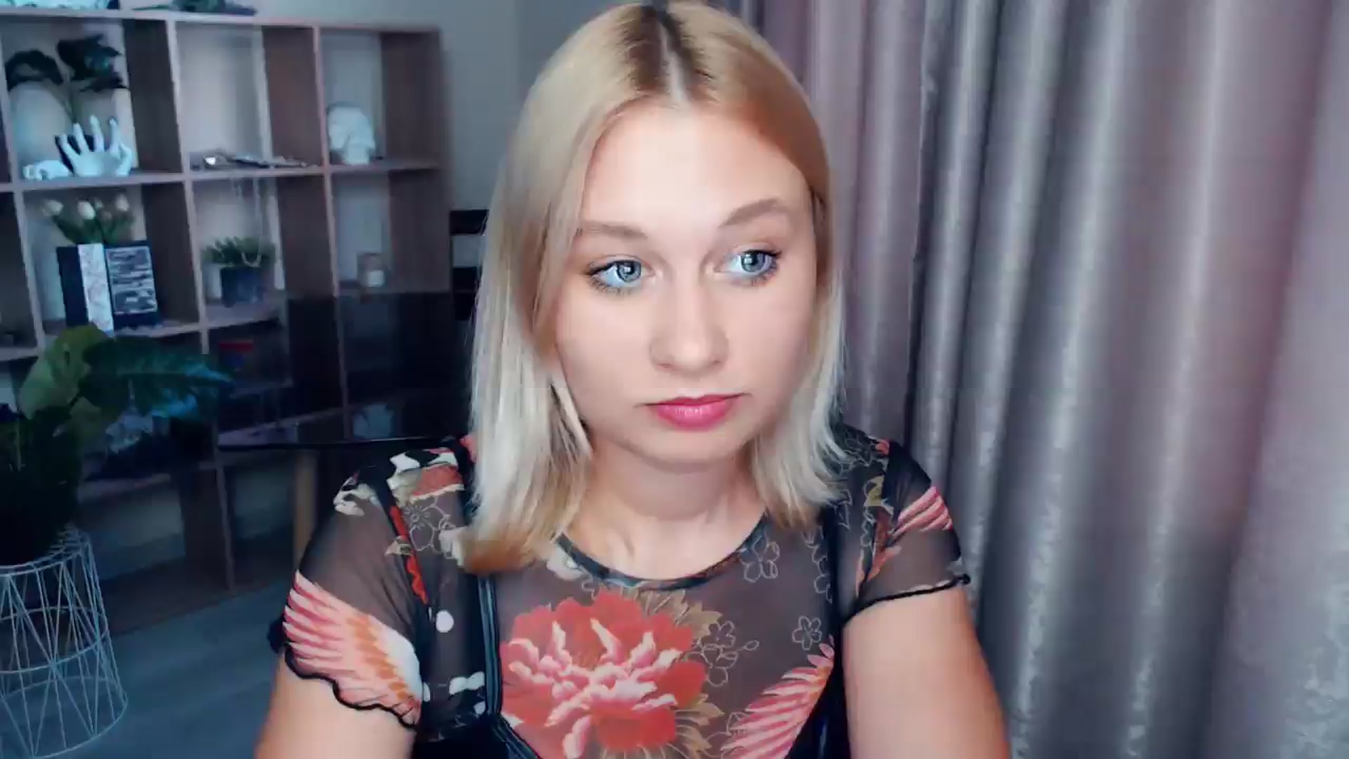 Gallery image thumbnail from Kukla_kolduna's myfreecams stream on, 07/11/2025, 18:15 image 12 of 20