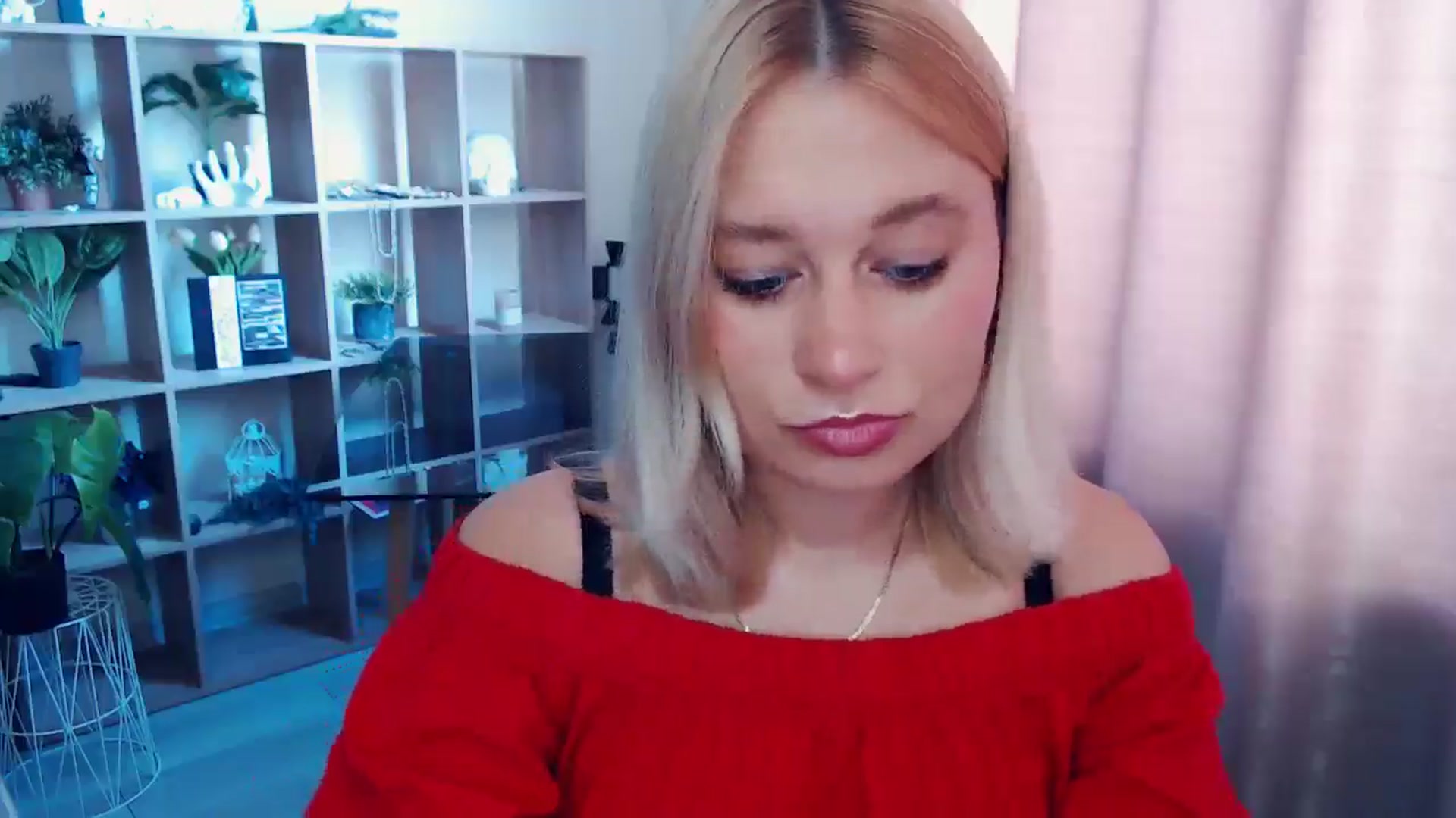 Gallery image thumbnail from Kukla_kolduna's myfreecams stream on, 07/14/2025, 06:51 image 7 of 20