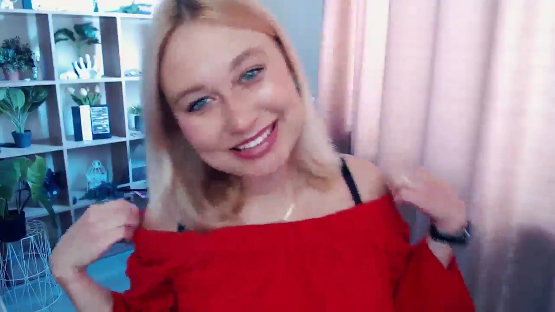 Gallery image thumbnail from Kukla_kolduna's myfreecams stream on, 07/14/2025, 06:51 image 13 of 20