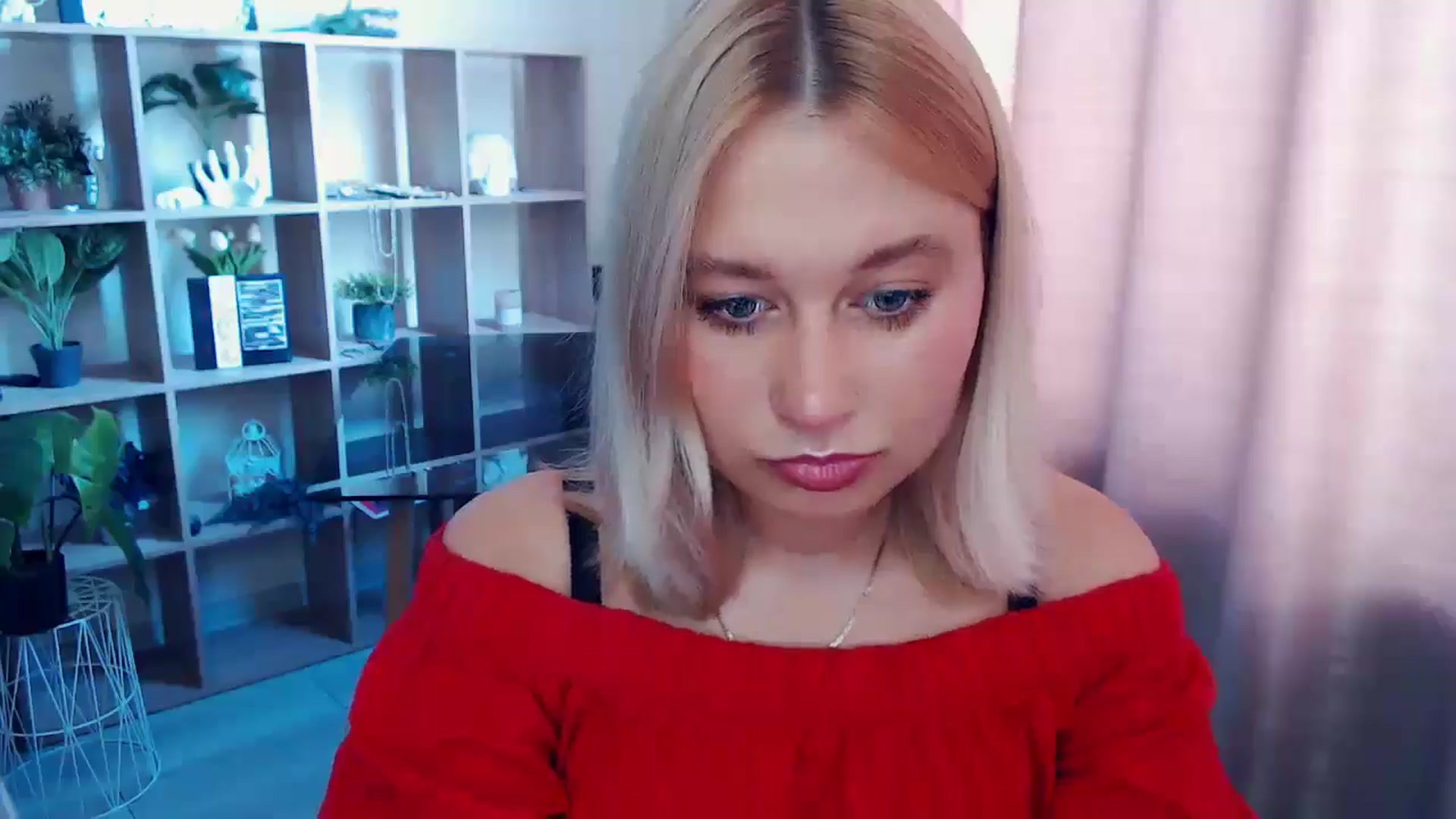 Gallery image thumbnail from Kukla_kolduna's myfreecams stream on, 07/14/2025, 06:51 image 6 of 20