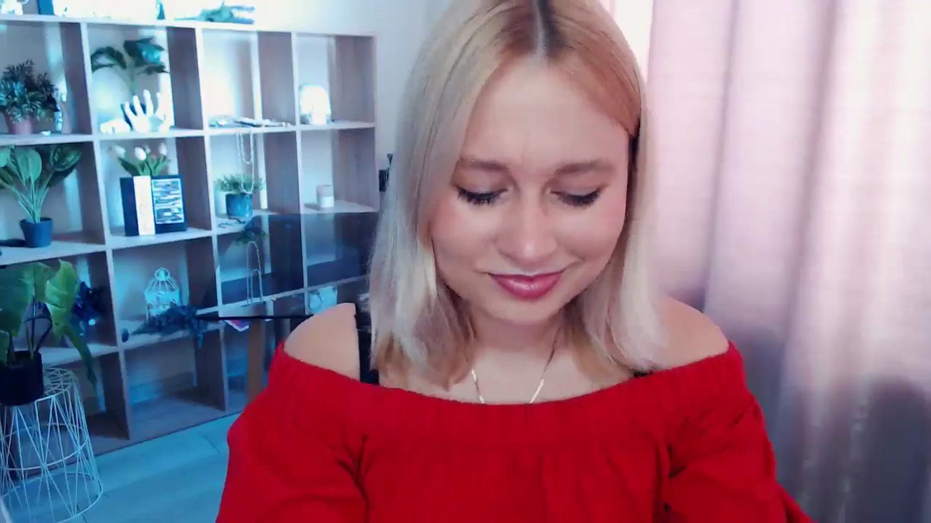 Gallery image thumbnail from Kukla_kolduna's myfreecams stream on, 07/14/2025, 06:51 image 19 of 20