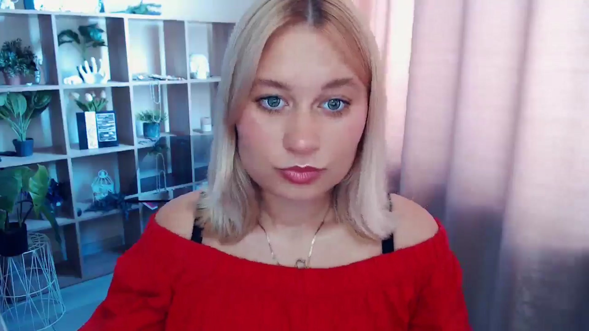 Gallery image thumbnail from Kukla_kolduna's myfreecams stream on, 07/14/2025, 08:16 image 3 of 20