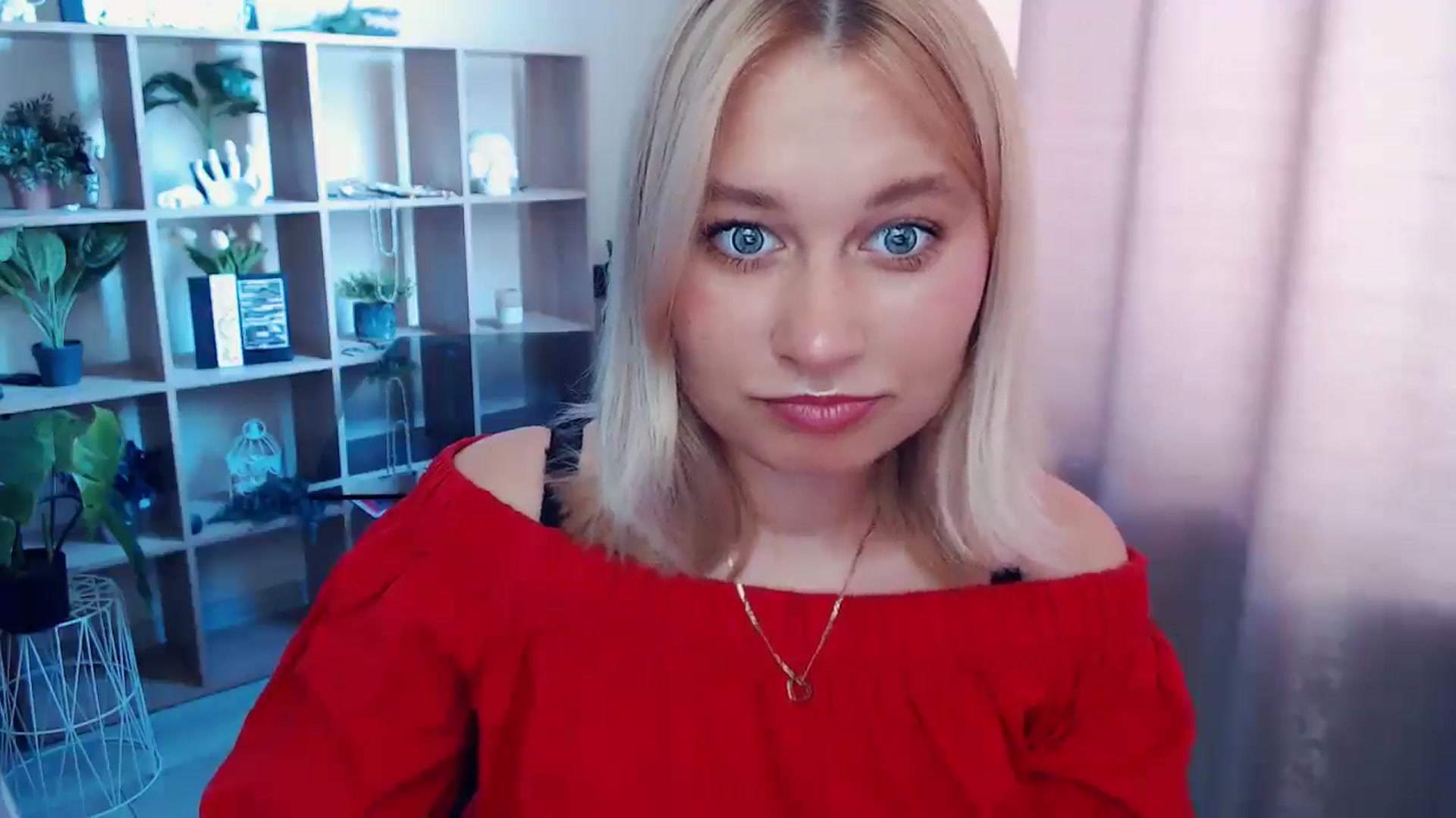 Gallery image thumbnail from Kukla_kolduna's myfreecams stream on, 07/14/2025, 08:16 image 10 of 20