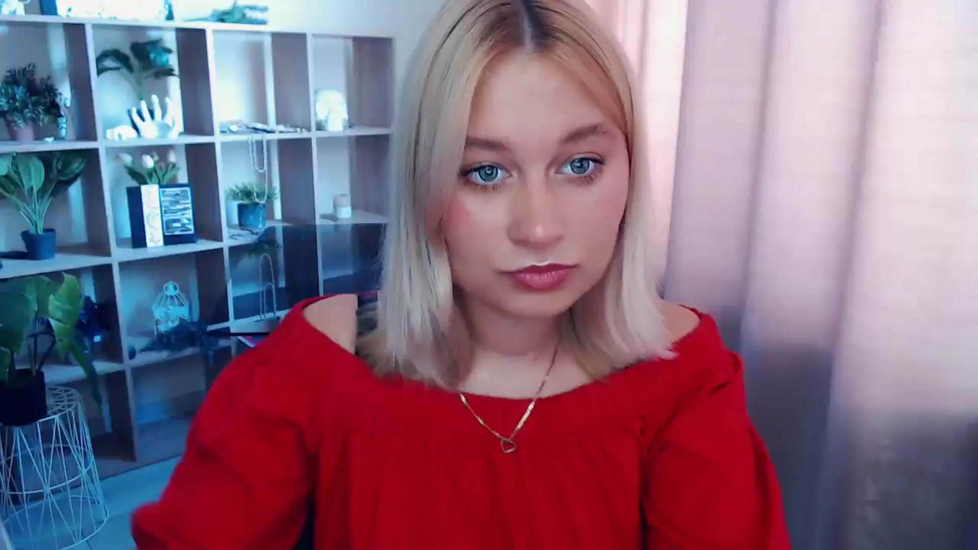 Gallery image thumbnail from Kukla_kolduna's myfreecams stream on, 07/14/2025, 08:16 image 8 of 20